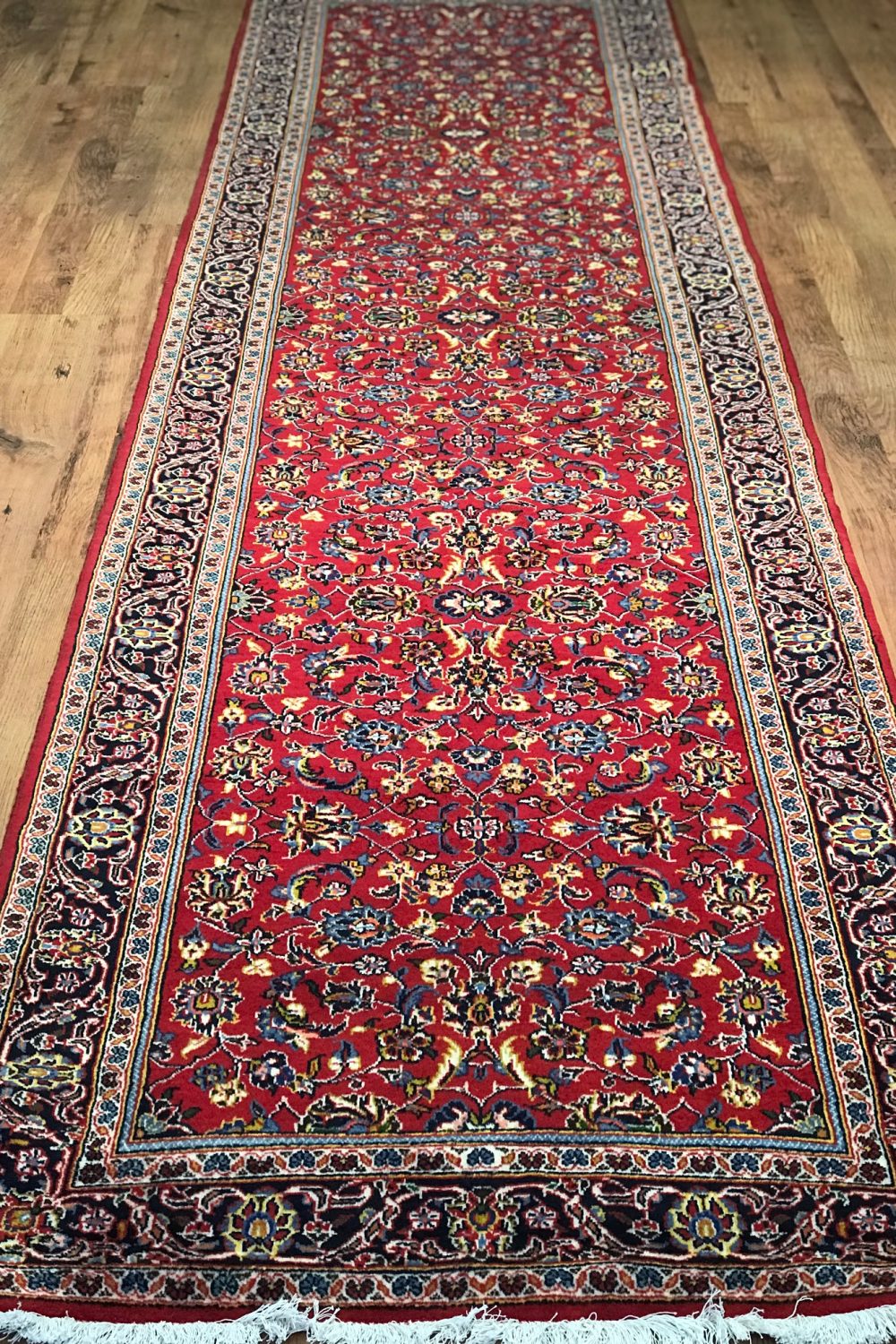 Traditional Runner Rug | Kashan Rug | Kasra Persian Rugs Toronto